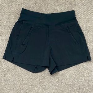 Athleta Trekkie North Sorts